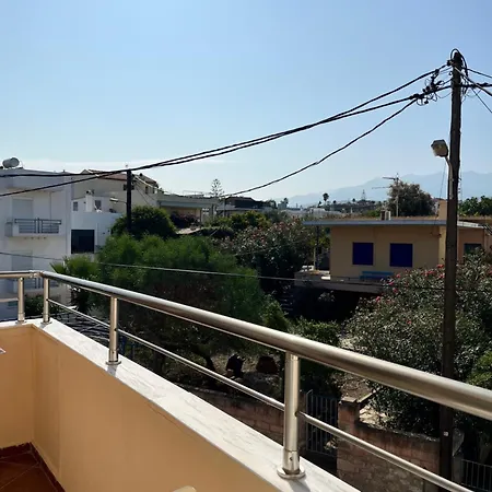 Iolkos Апарт-отель